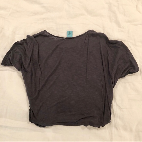 Laced Flow Shirt - Picture 3 of 3